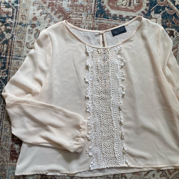 ASTR Crochet Detail Long Sleeve Top - Picture 2 of 7